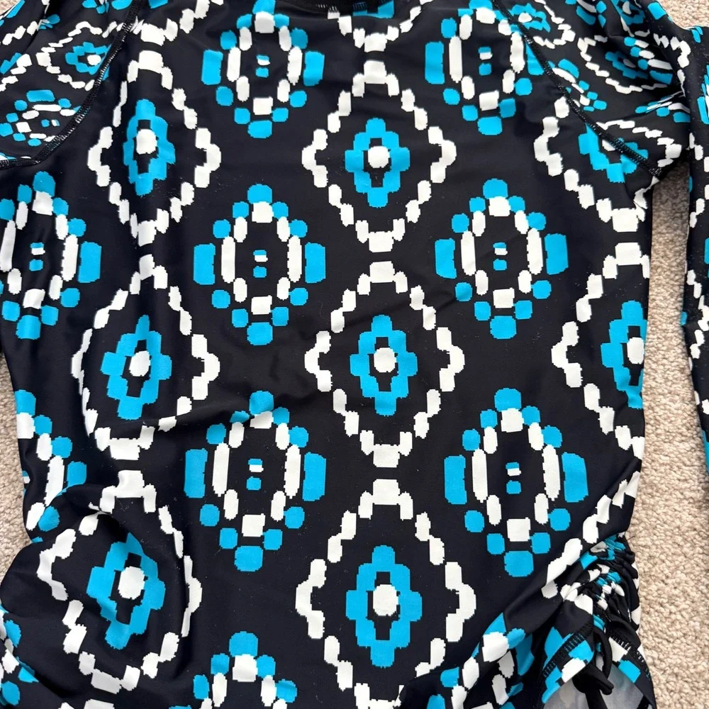 Jones New York Rash Guard Womens Large Blue Black Geometric Cinch Side Swim Top - Picture 3 of 6
